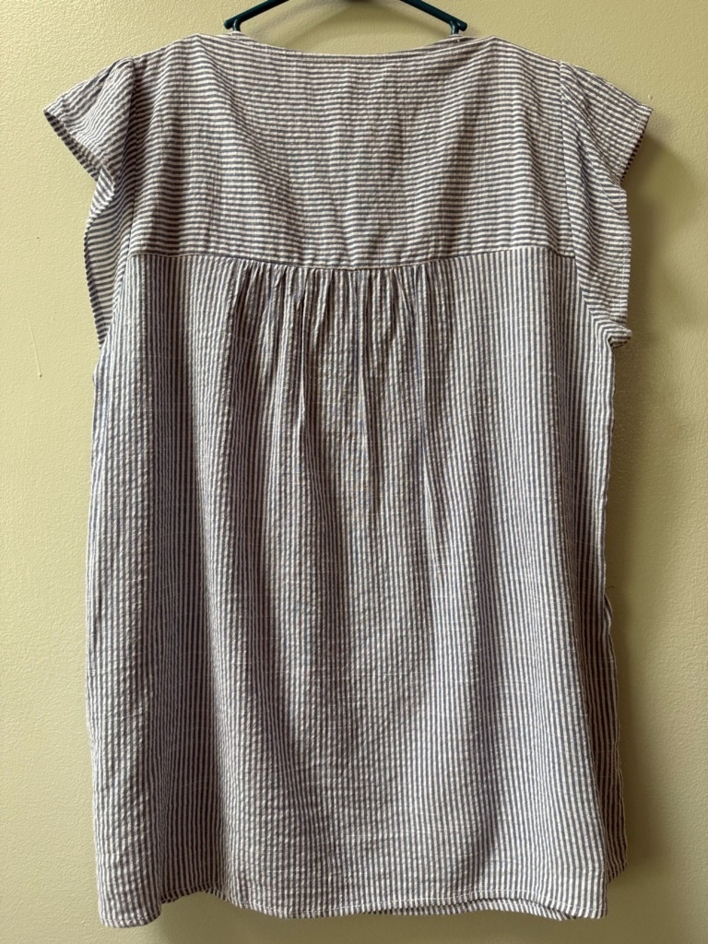Savanna Jane Blue Seersucker Embroidered Floral Top Boho Peasant Blouse Medium - Picture 4 of 5